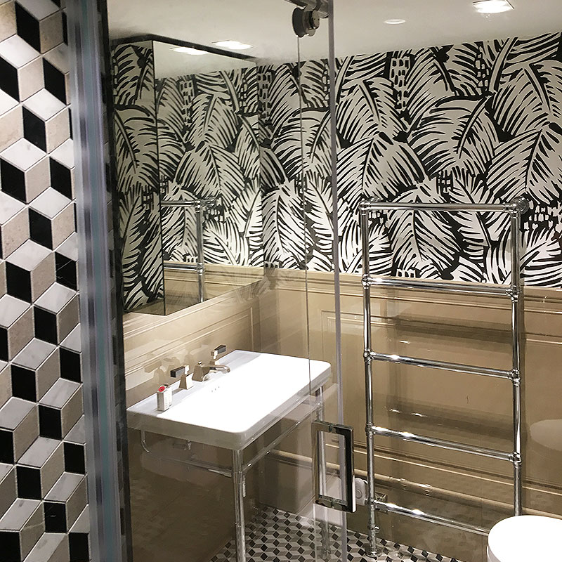 Mirrored bathroom cabinet in Ladbroke Grove
