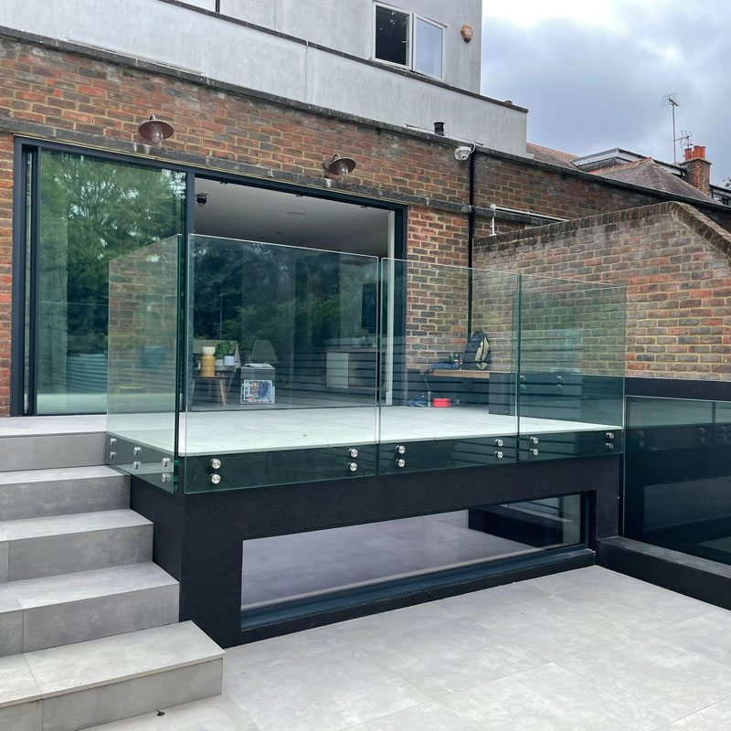 Bespoke glass balustrade outside a private home