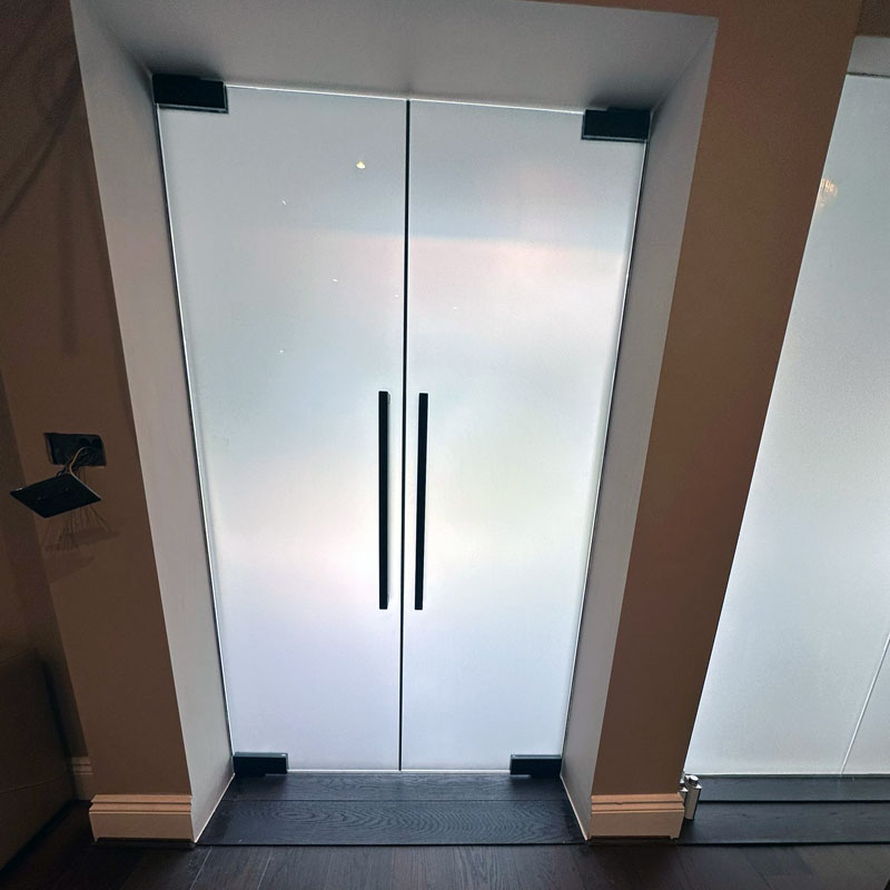 Glass doors in London