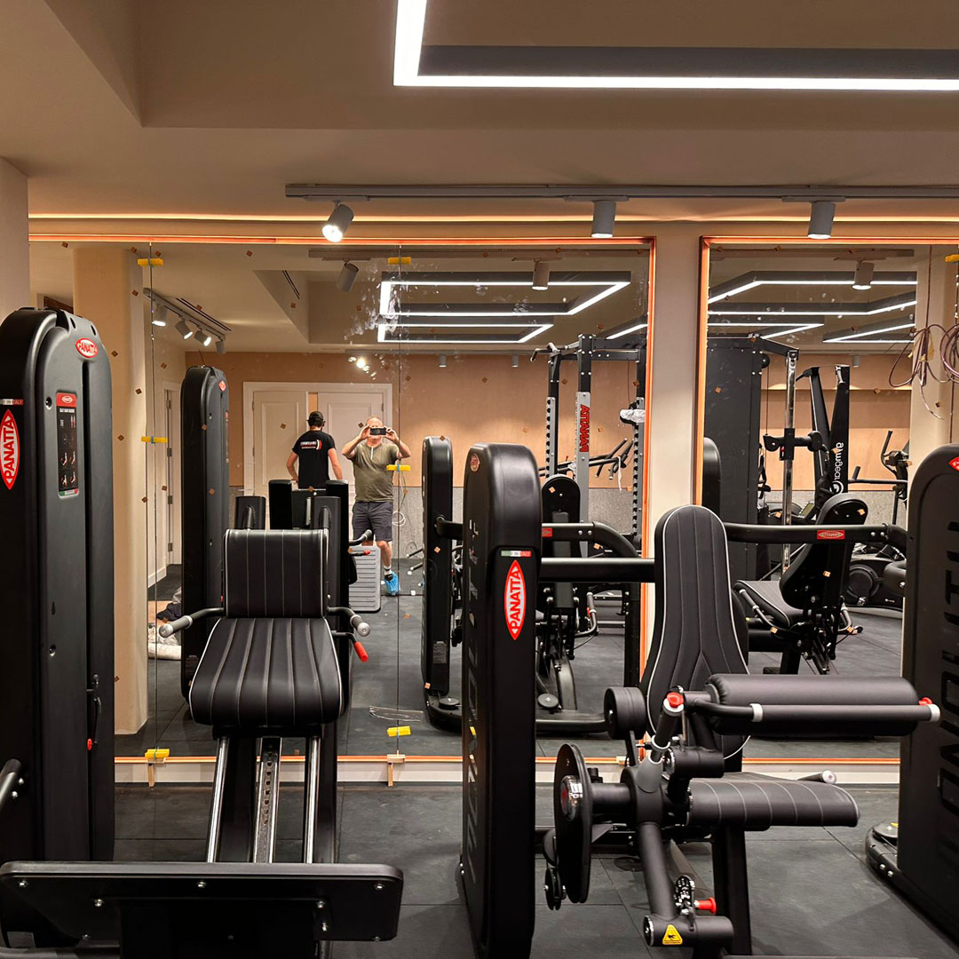 Gym mirrors in West London