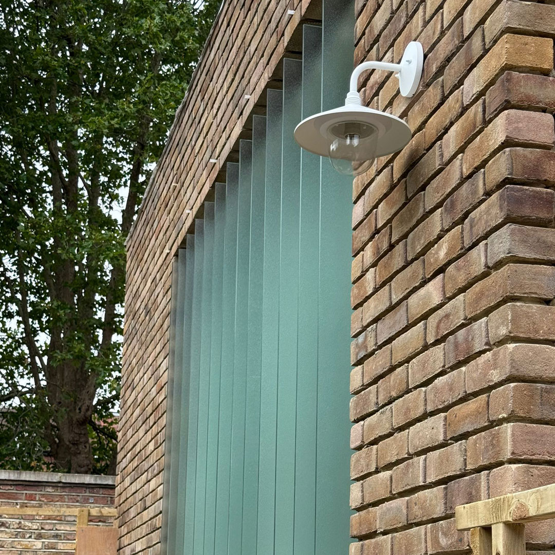Bespoke privacy glass to comply with building regs in London