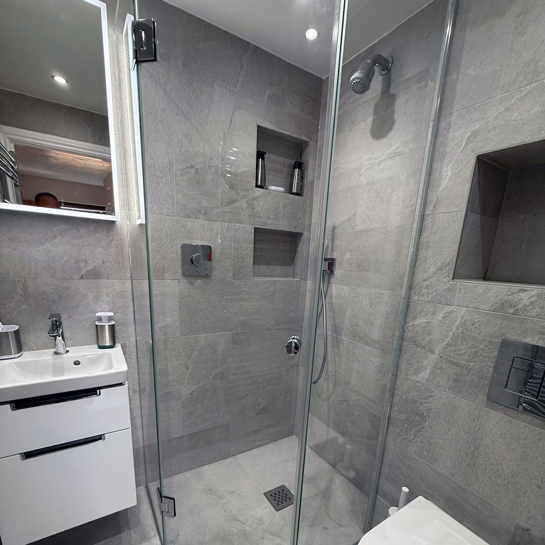 Corner shower unit in Richmond