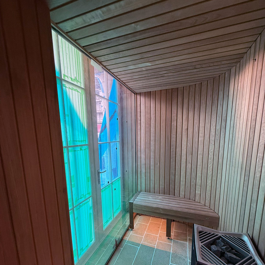 Sauna glass